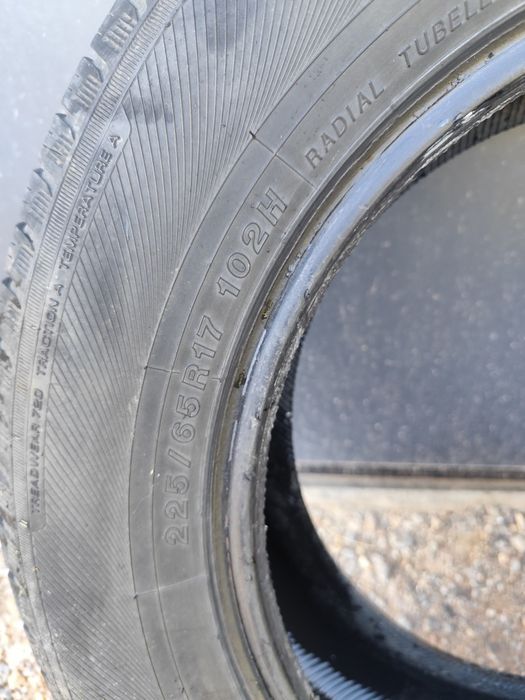 Opona Yokohama YK-HTX 225/65R17