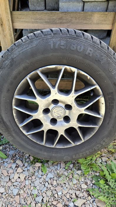 Opony z felgą aluminiową