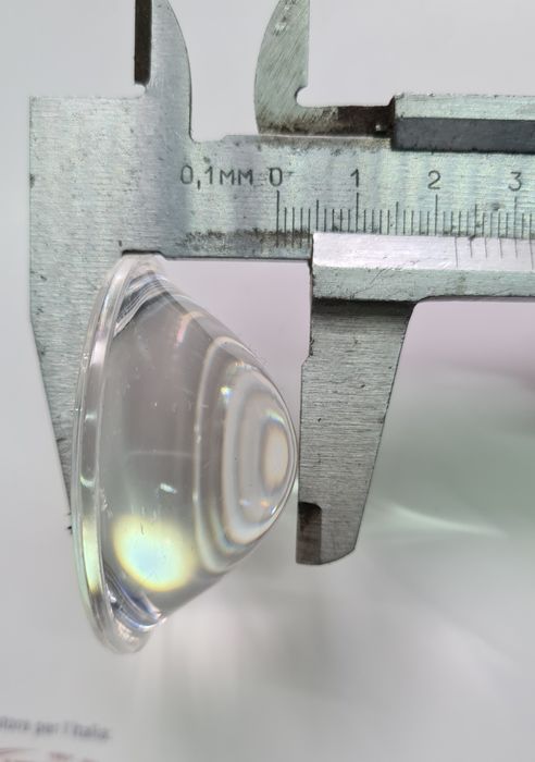 Лінза для світлодіодної матриці