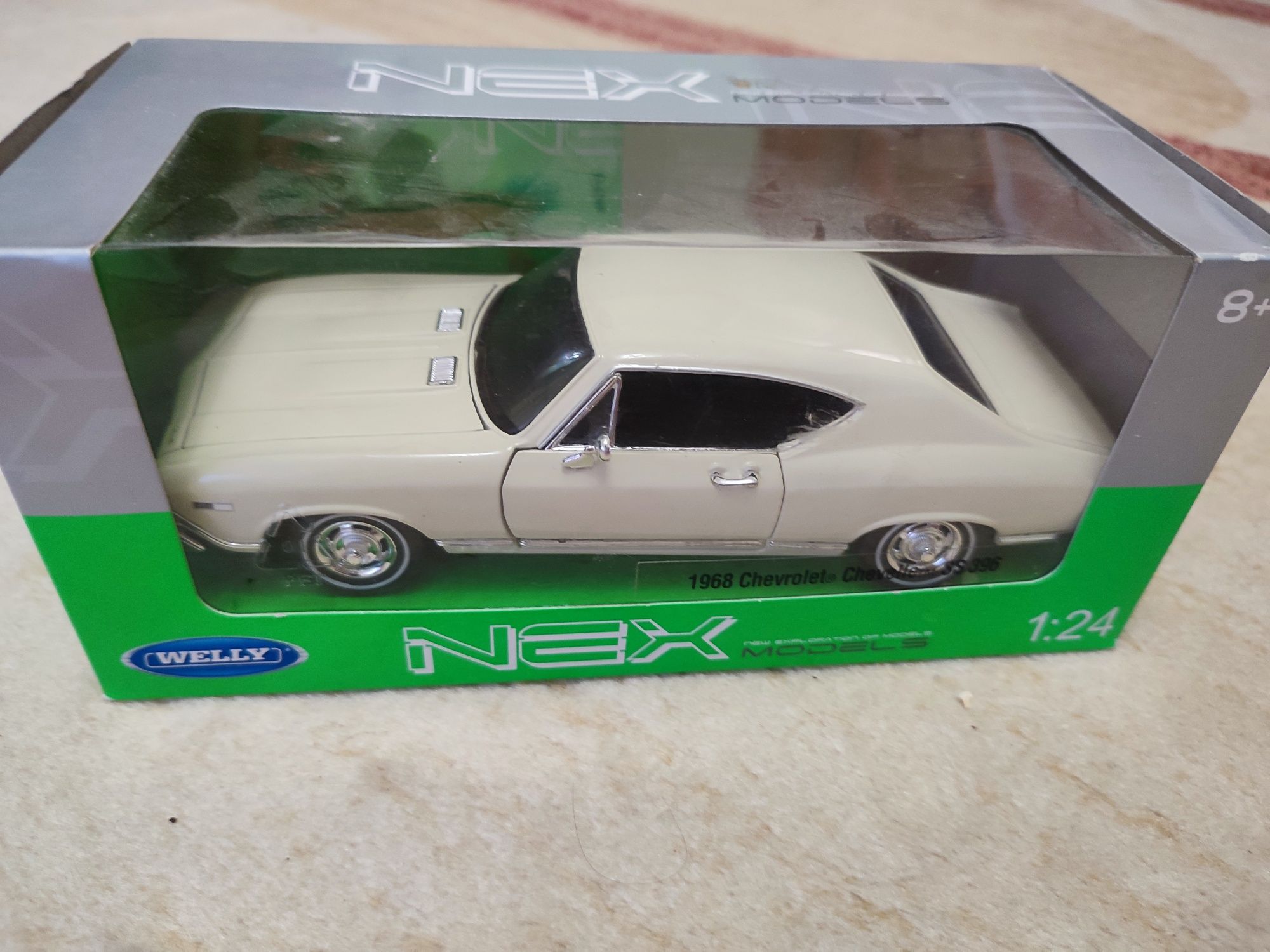 Модель автомобіля Chevrolet 1968 1:24