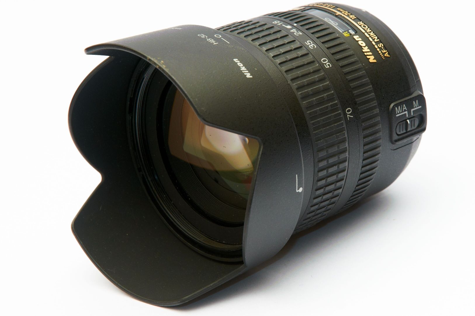 Nikkor 18mm 70mm em excelente estado