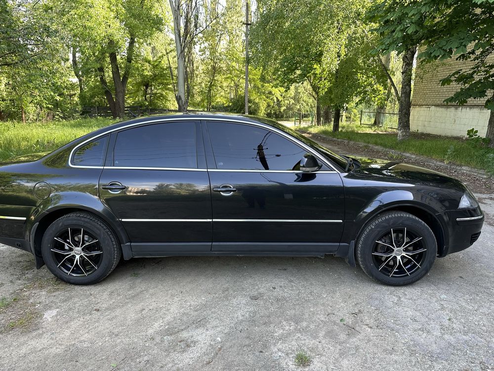 Продам машину Volkswagen Passat