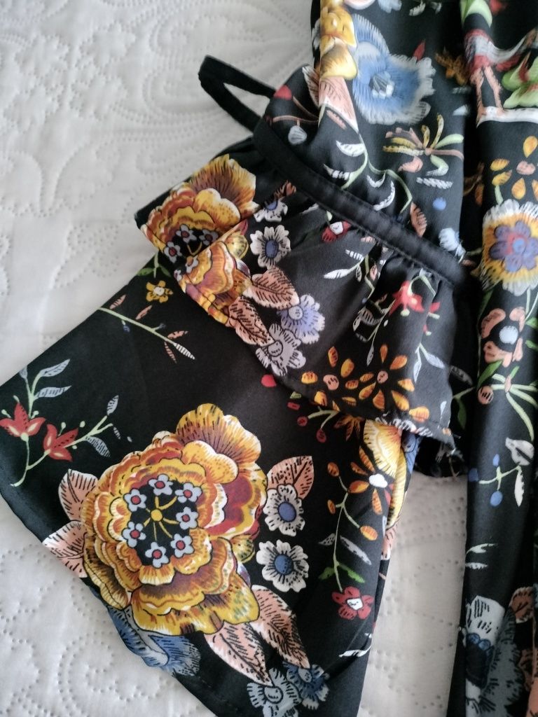 Vestido/túnica florida Yuni Petite S/Novo(com portes))