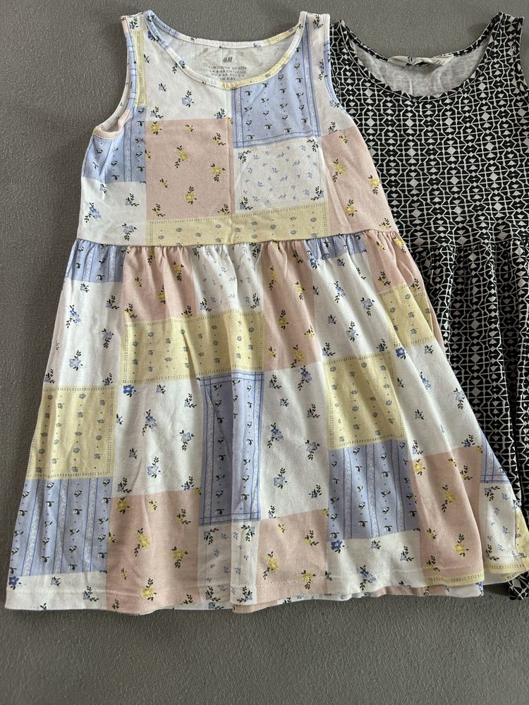 Dwie kolorowe letnie sukienki bez rękawków H&M 110-116