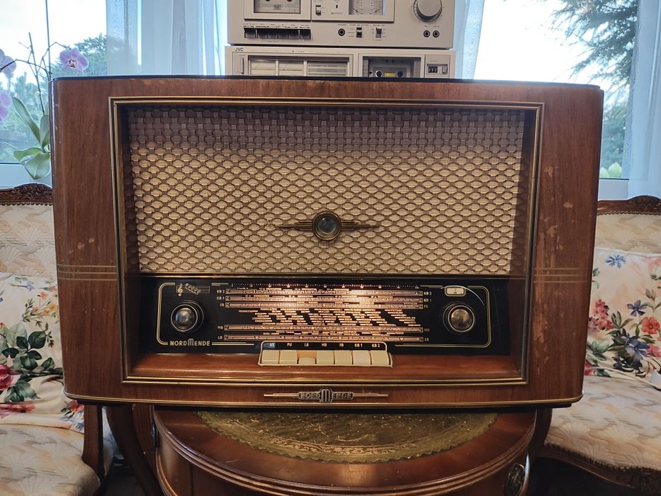 Radio lampowe Nordmende 6010
