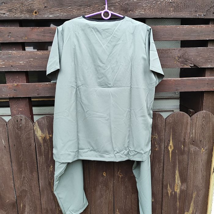 Mundurek medyczny 79 zł