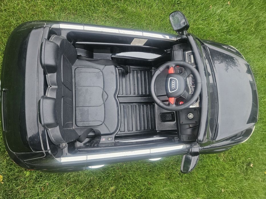 Audi Q7 na akumulator