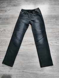 Spodnie dżinsowe dla chłopca 146