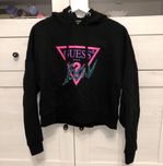 Czarna bluza GUESS Icon
