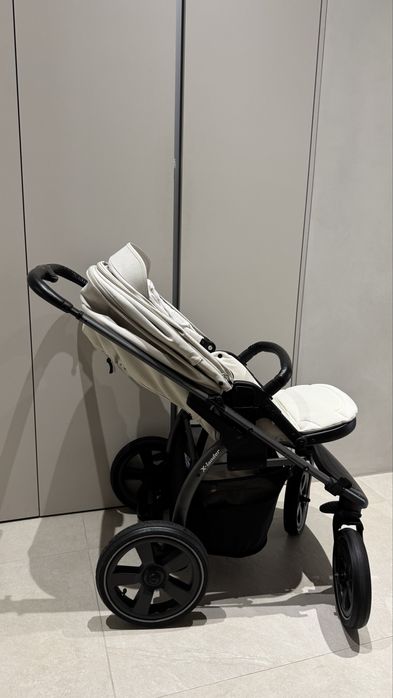 Коляска прогулочная X-lander X-Pulse бежевая