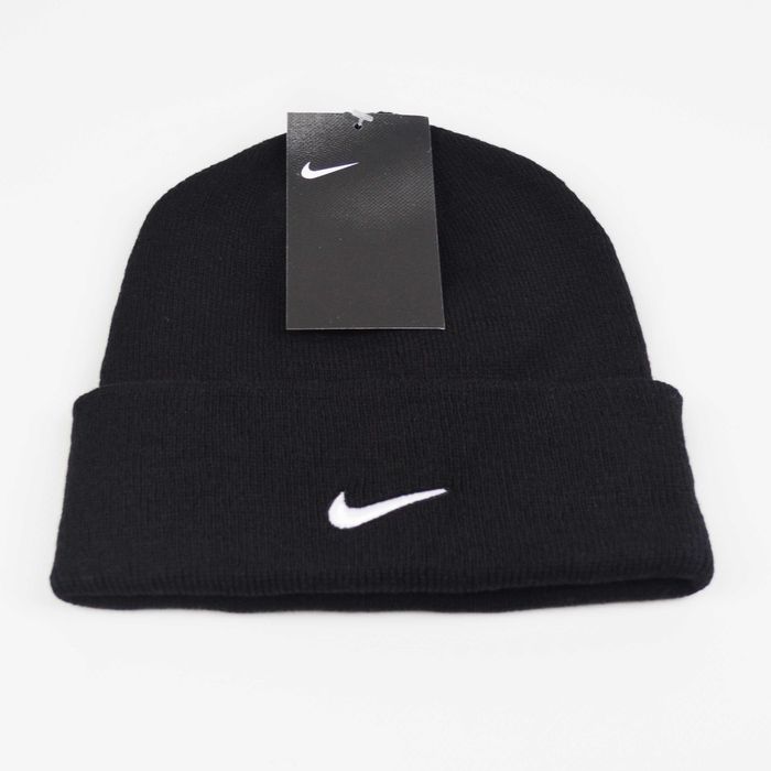 Nike Swoosh Шапка найк свуш чорна