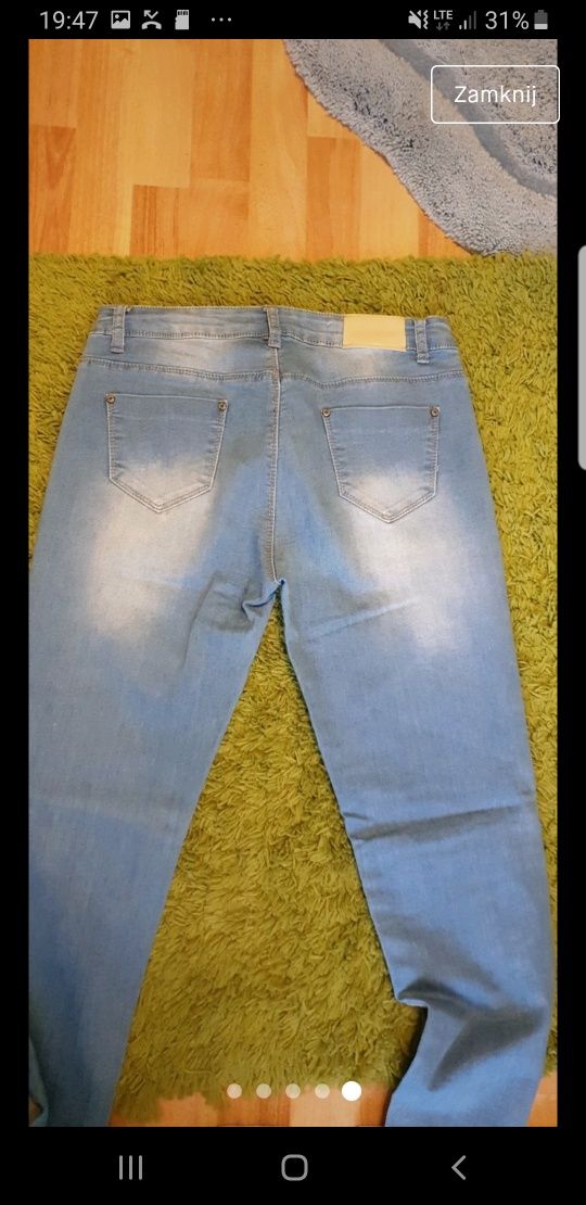 Spodnie niebieski jeans i szary dres