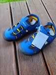 Nowe sandaly Geox 31