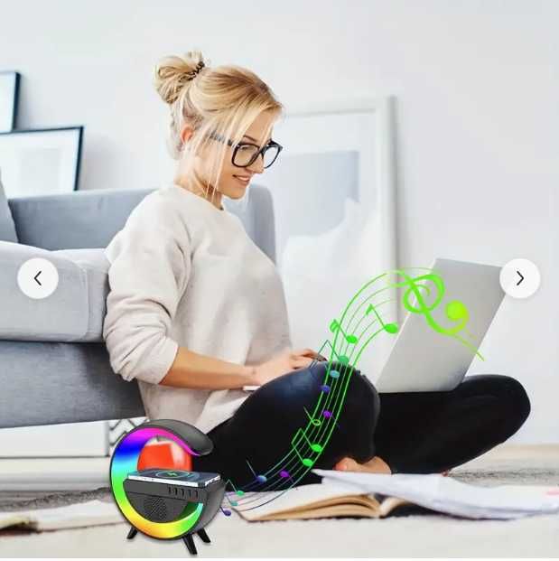 Inteligentna lampa LED RGB z ładowarką indukcyjną z zegarkiem.