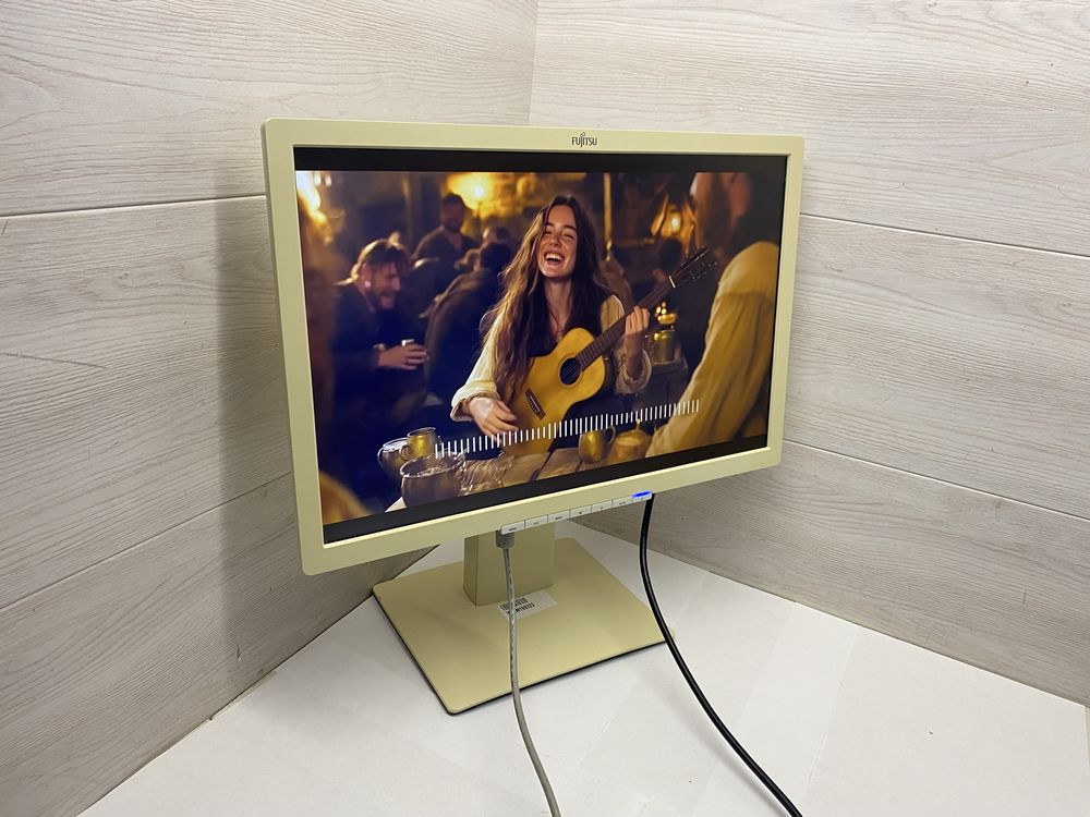 Монітор Fujitsu B22W-7  22"  1680x1050  USB, VGA, DVI, DP колонки