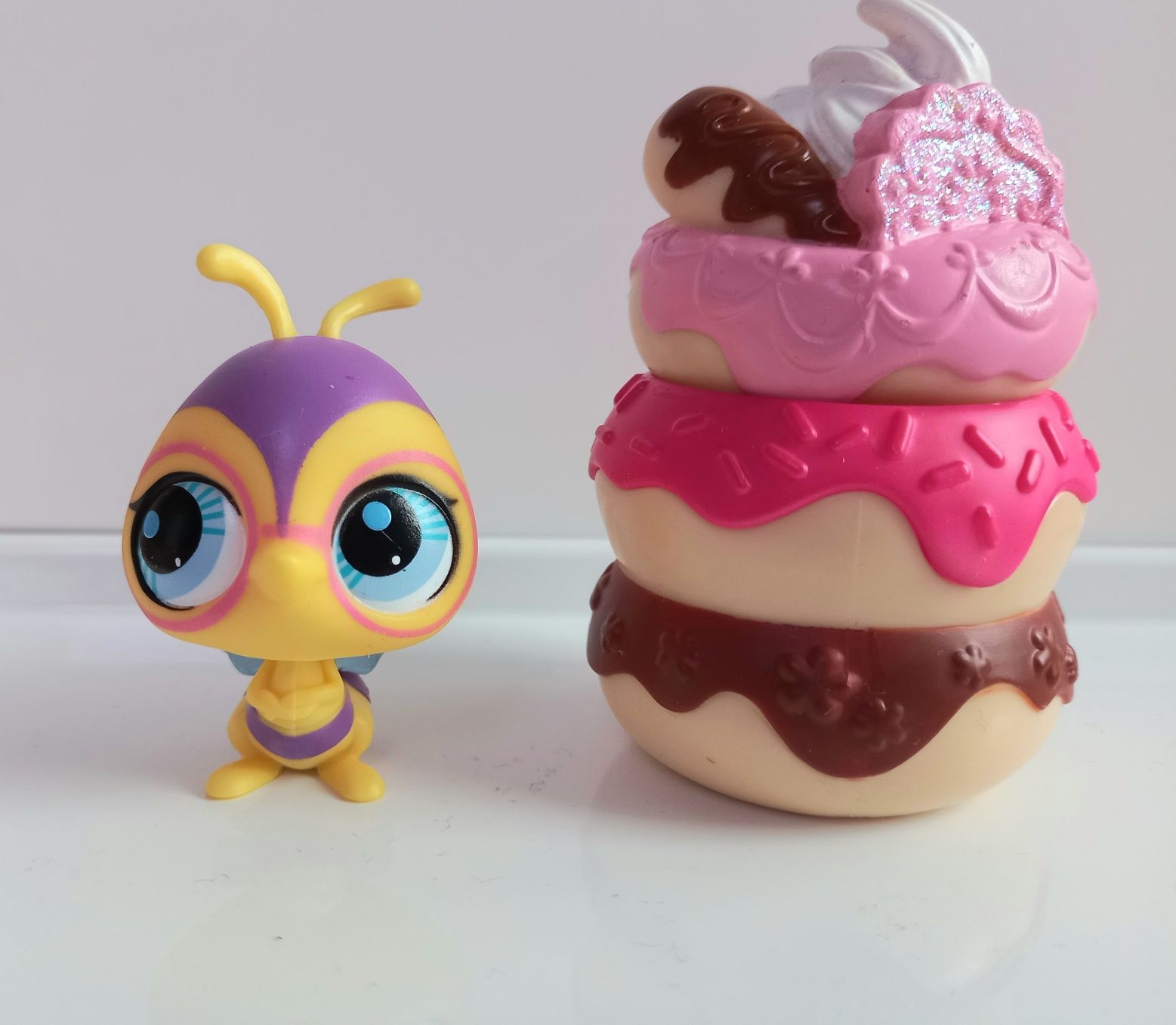 LITTLEST PET SHOP LPS Zwierzątka w ciastkach