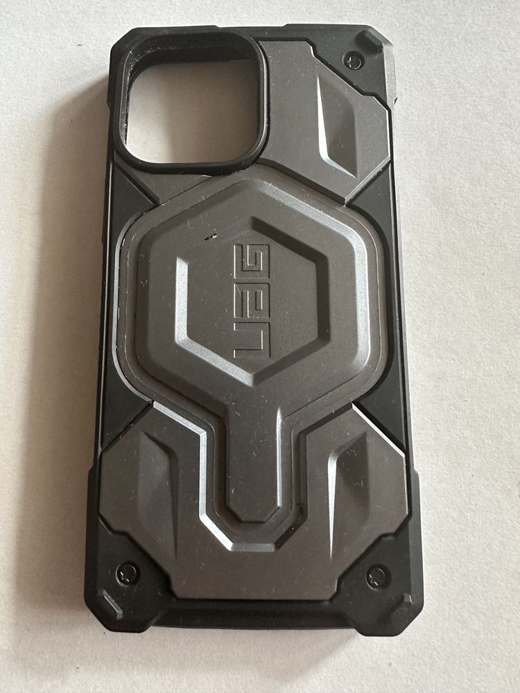 Чохли під IPhone 13 Pro Max (UAG , Lunatik )