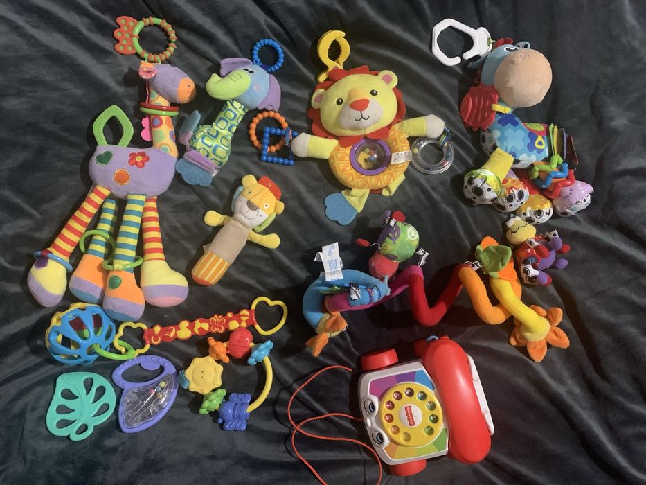 Детские игрушки-погремушки