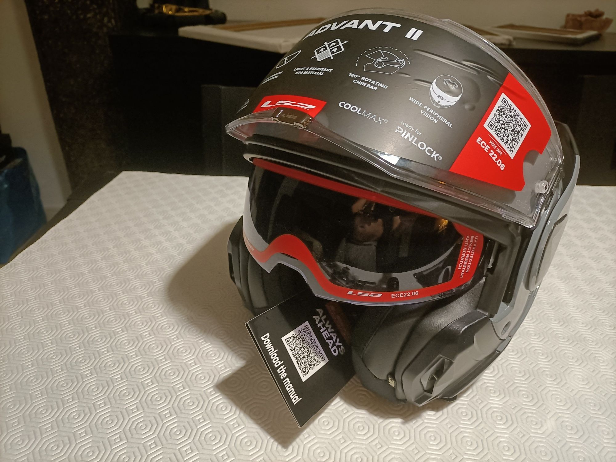 Capacete modular LS2 ADVANT2 novo