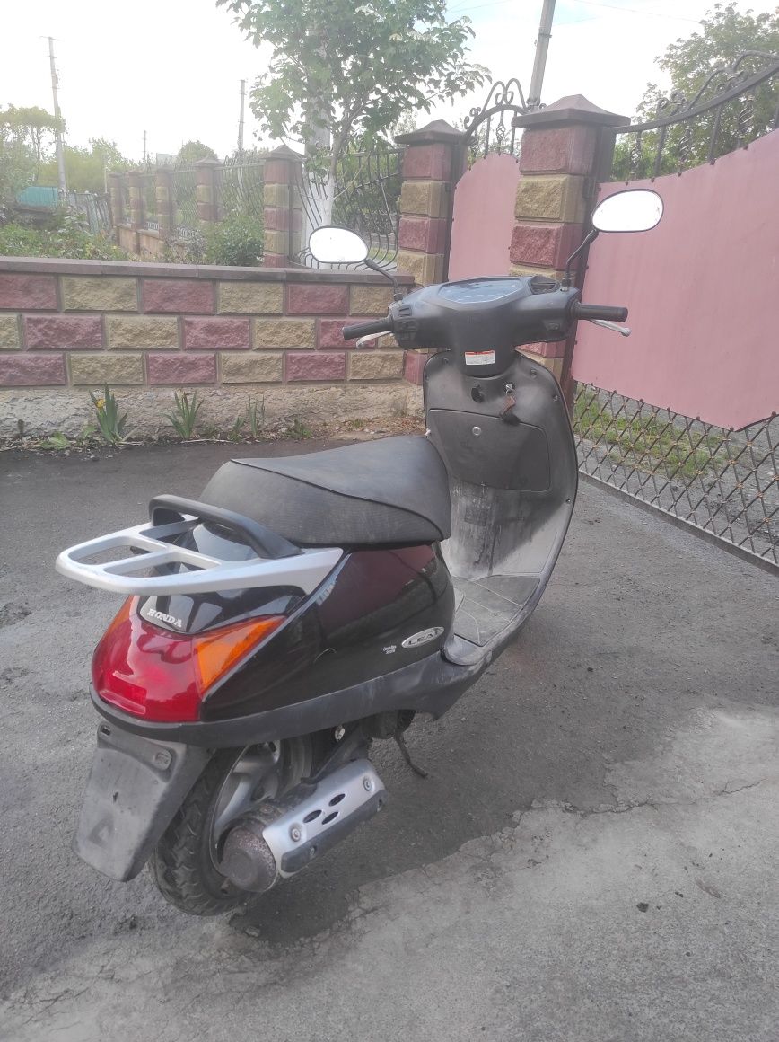 Продам скутер Honda Lead af48