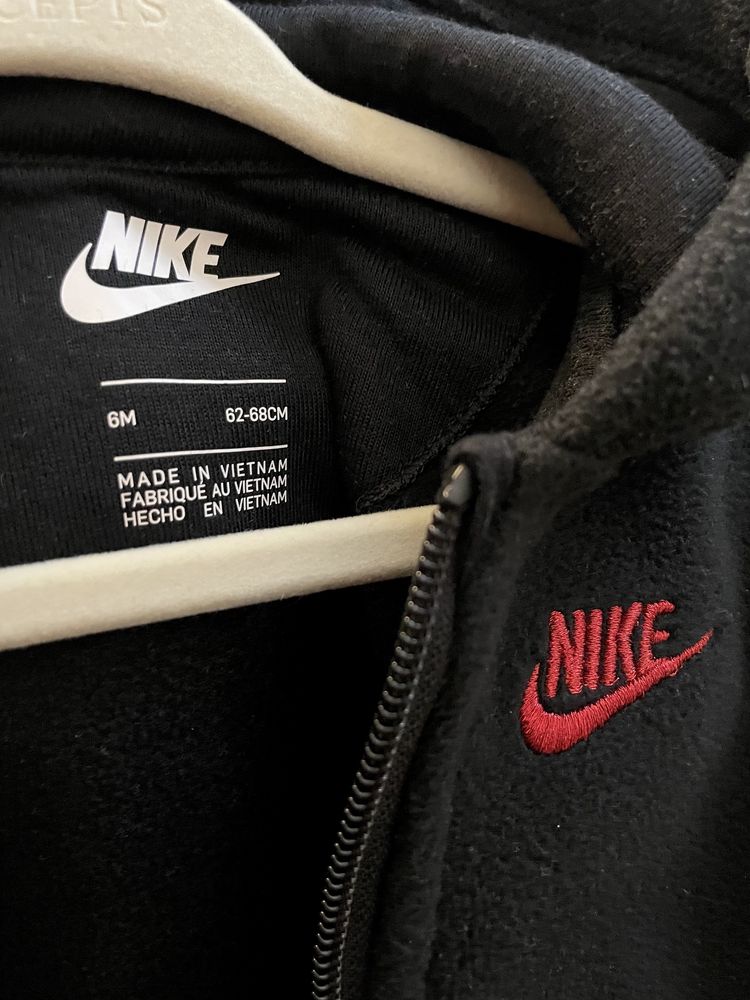 Jak nowy! Polarowy kombinezon / pajacyk NIKE 62-68 z kapturem