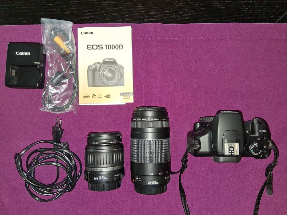Máquina fotográfica Canon EOS 1000D