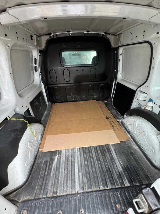 Renault Kangoo - IVA DEDUTÍVEL