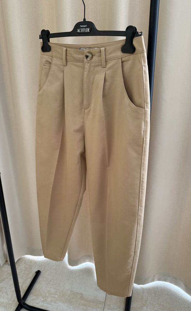 Брюки бежеві Zara