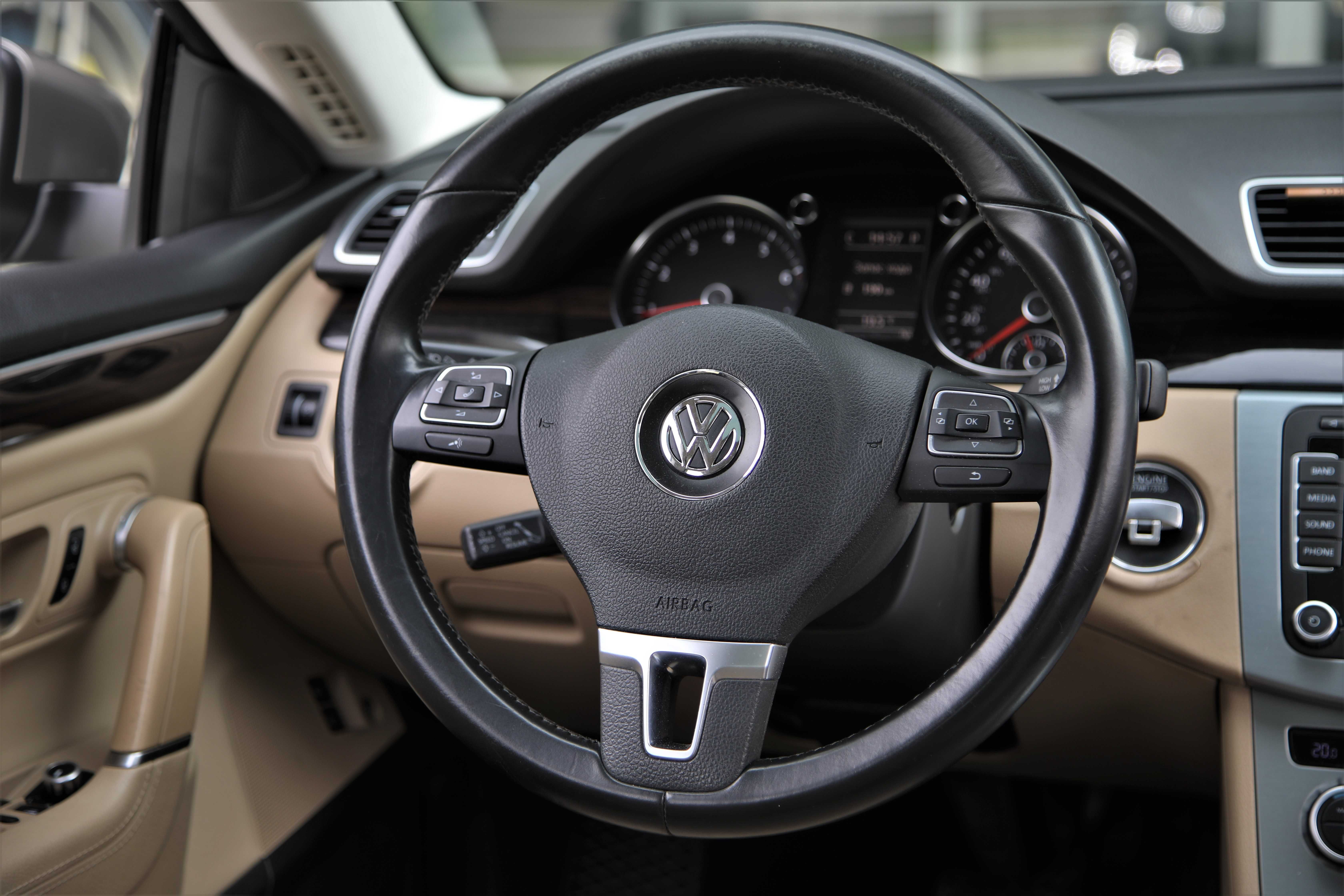 Volkswagen Passat CC 2014 року