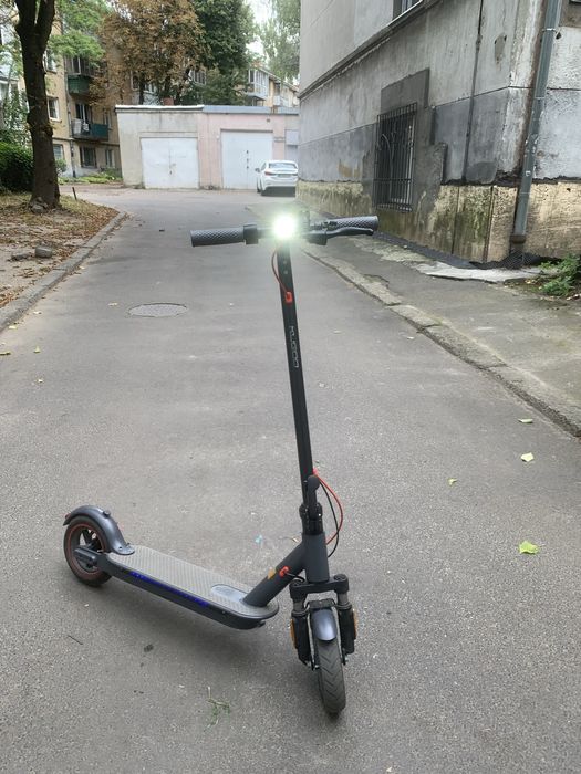Самокат kugoo m365 pro max в гарному стані