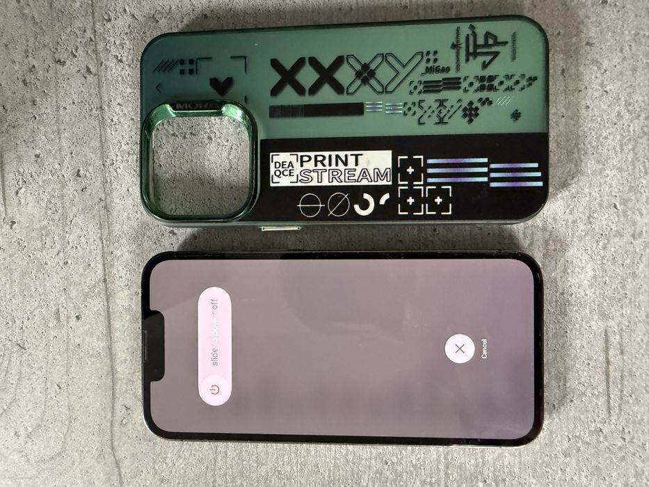 IPHONE 13 Pro 128g Czarny etui gratis szkło na aparacie