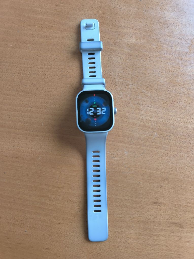 Redmi Watch 4 Monitor AMOLED LTPS de 1,97", monitor de frequência card