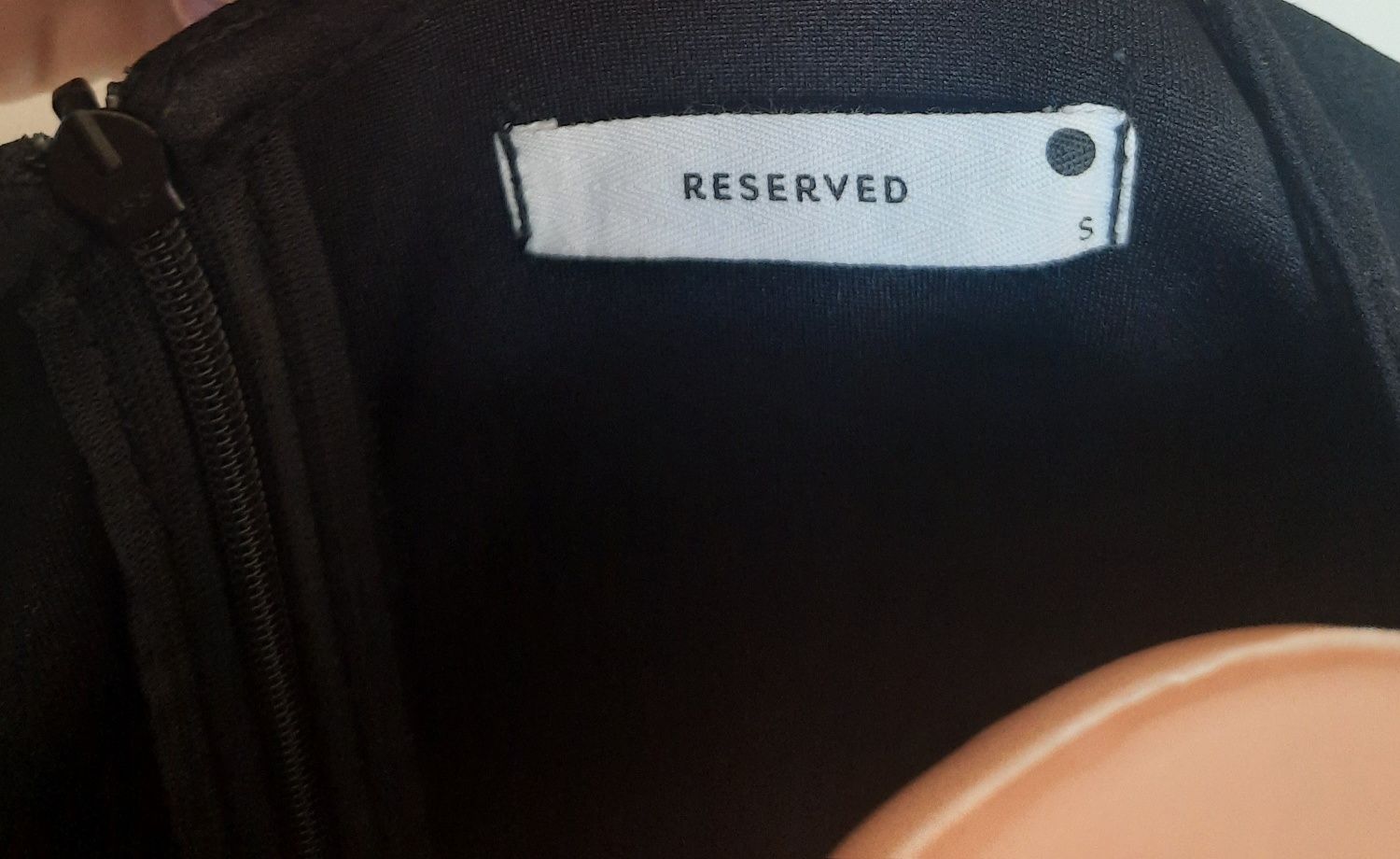 Sukienka Reserved