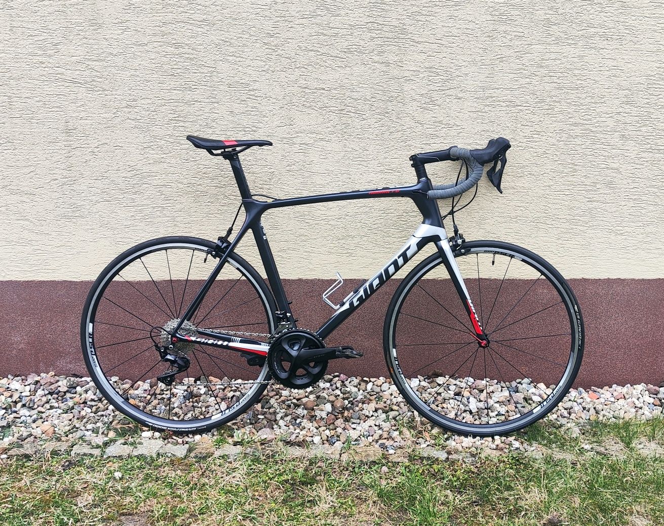 Giant TCR ADVANCED 2 2021 full Carbon pełna grupa 105 koła DT Swiss