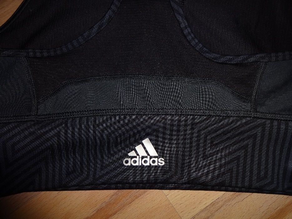 ADIDAS Tech Fit NOWA krótka bluzka sportowa bokserka top biustonosz S