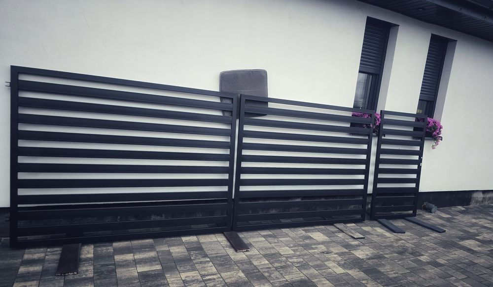 Brama cała metalowa