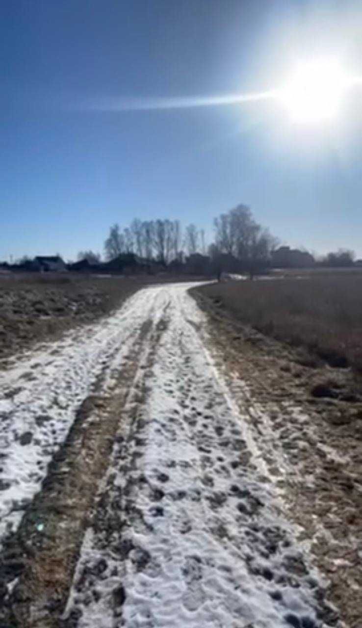 Продаж землі с.Іванків 15соток під забудову. Без комісії!!!