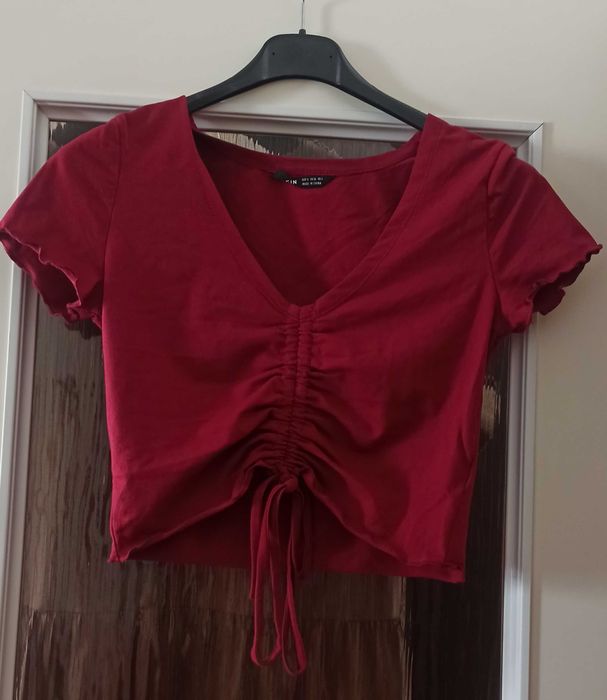 Śliczna damska bluzka croptop rozm S