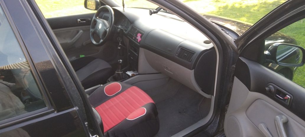 VW Golf 4. 1,9 TDI 90 km. Stan BDB!