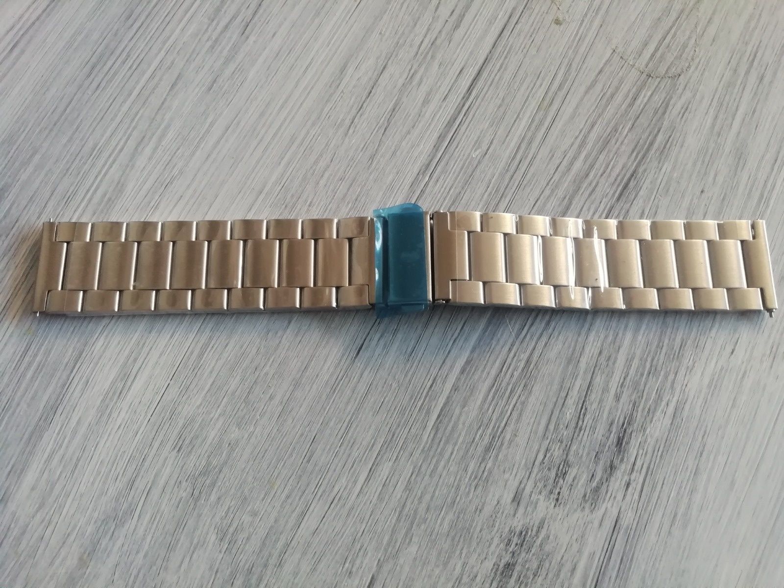 Bracelete 22mm em aço/metal (Nova) Prateada