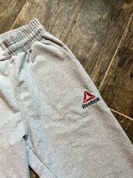 Жіночі сірі штани Reebok