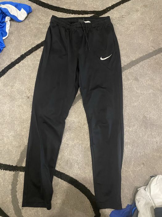 Футбольне екіпірування Екіпіровка футбольна ПФК Львів Фк