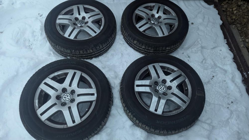 Koła aluminiowe VW 195/65 r15 letnie