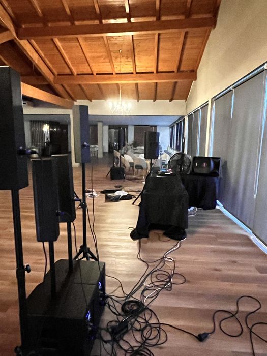 DJ e ALUGUER DE SOM PARA TODOS OS EVENTOS/ F- ANGOLANAS E PORTUGUESAS