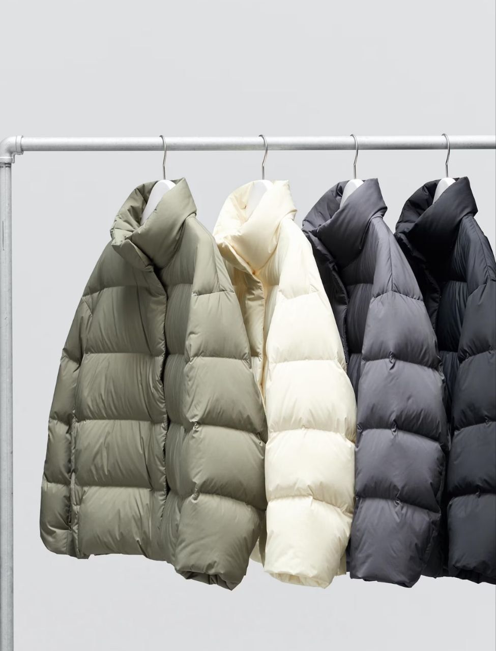 Uniqlo пуховик S,М.