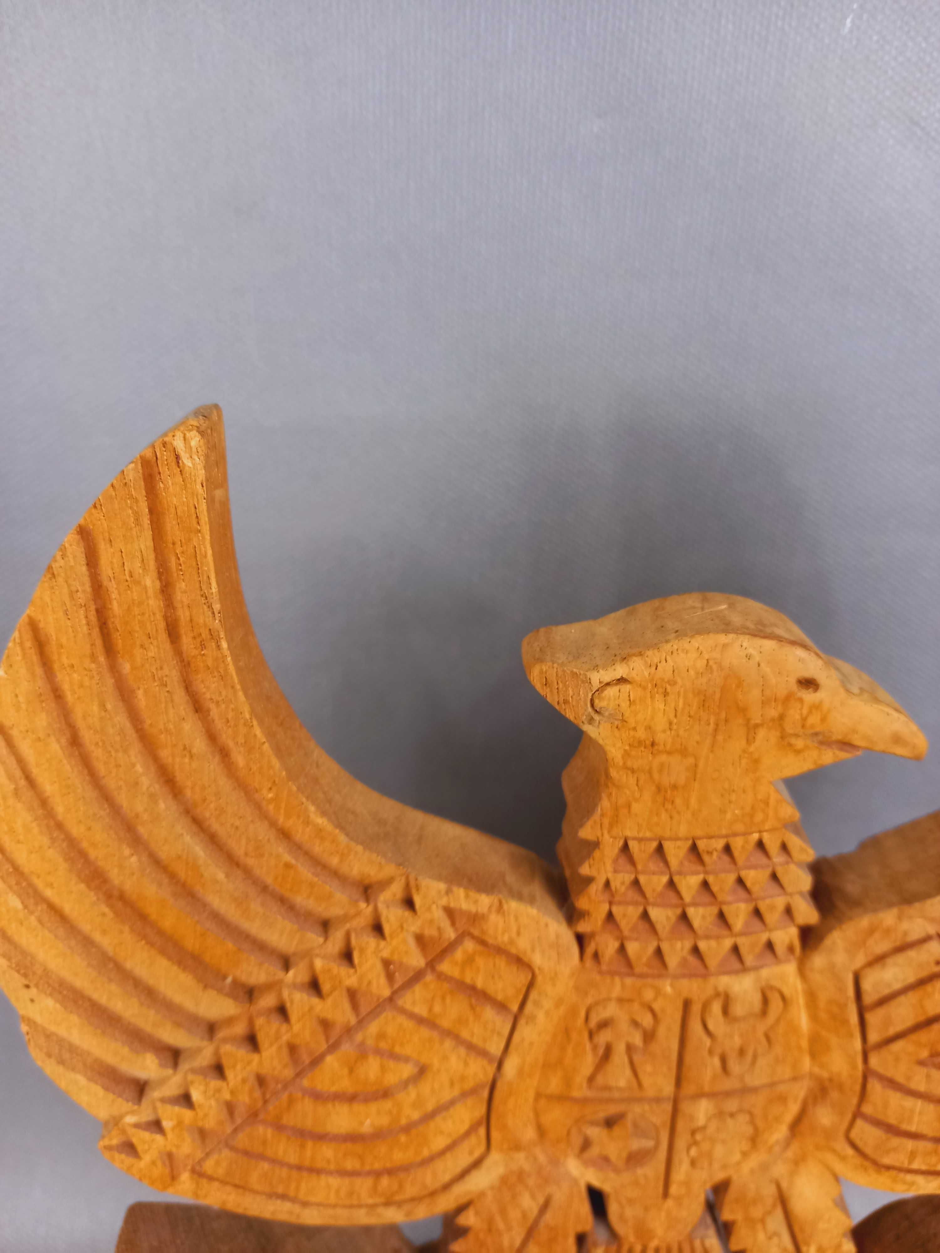 Orzeł, Garuda, rzeźba drewniana, Indonezja wys. 29,5 cm