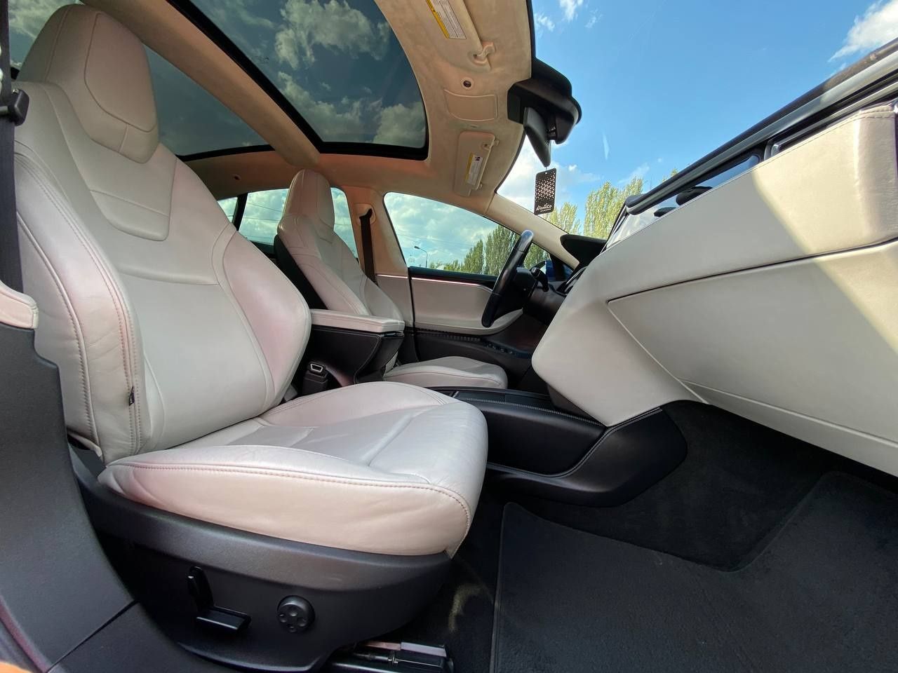 Tesla Model S №3175 (ВНЕСОК від 15%) Альянс Авто Кривий Ріг