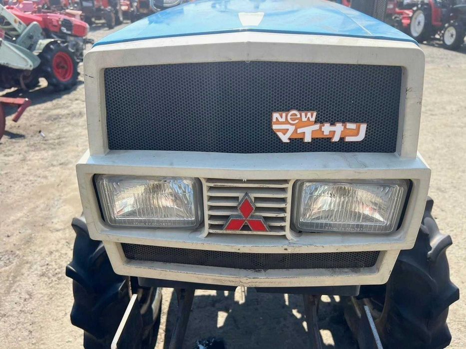 Traktor Mitsubishi MT1601D