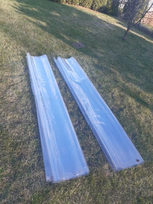 Folia PVC z oczkami grubość 0.5mm