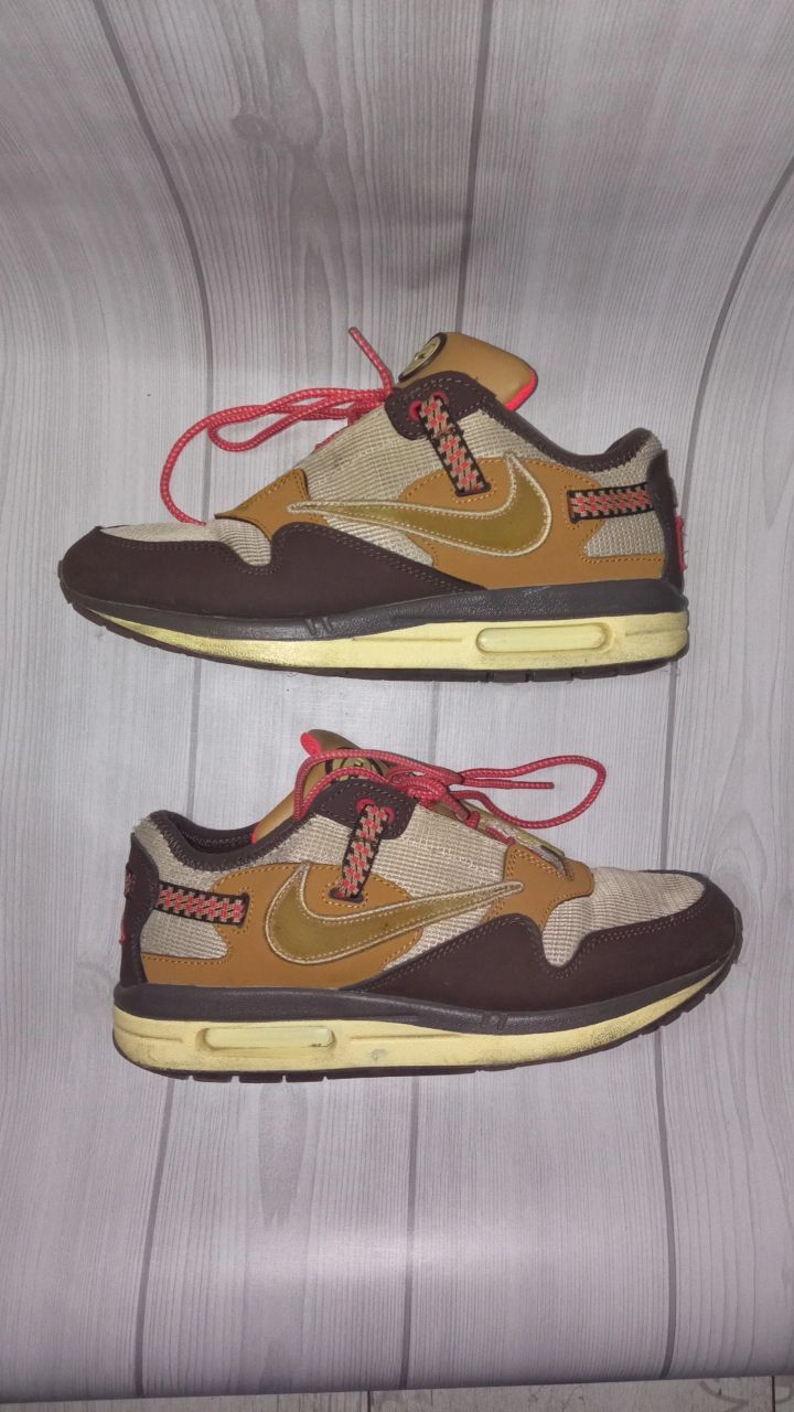 Nike Air Max 1 x Travis Scott Cactus Jack